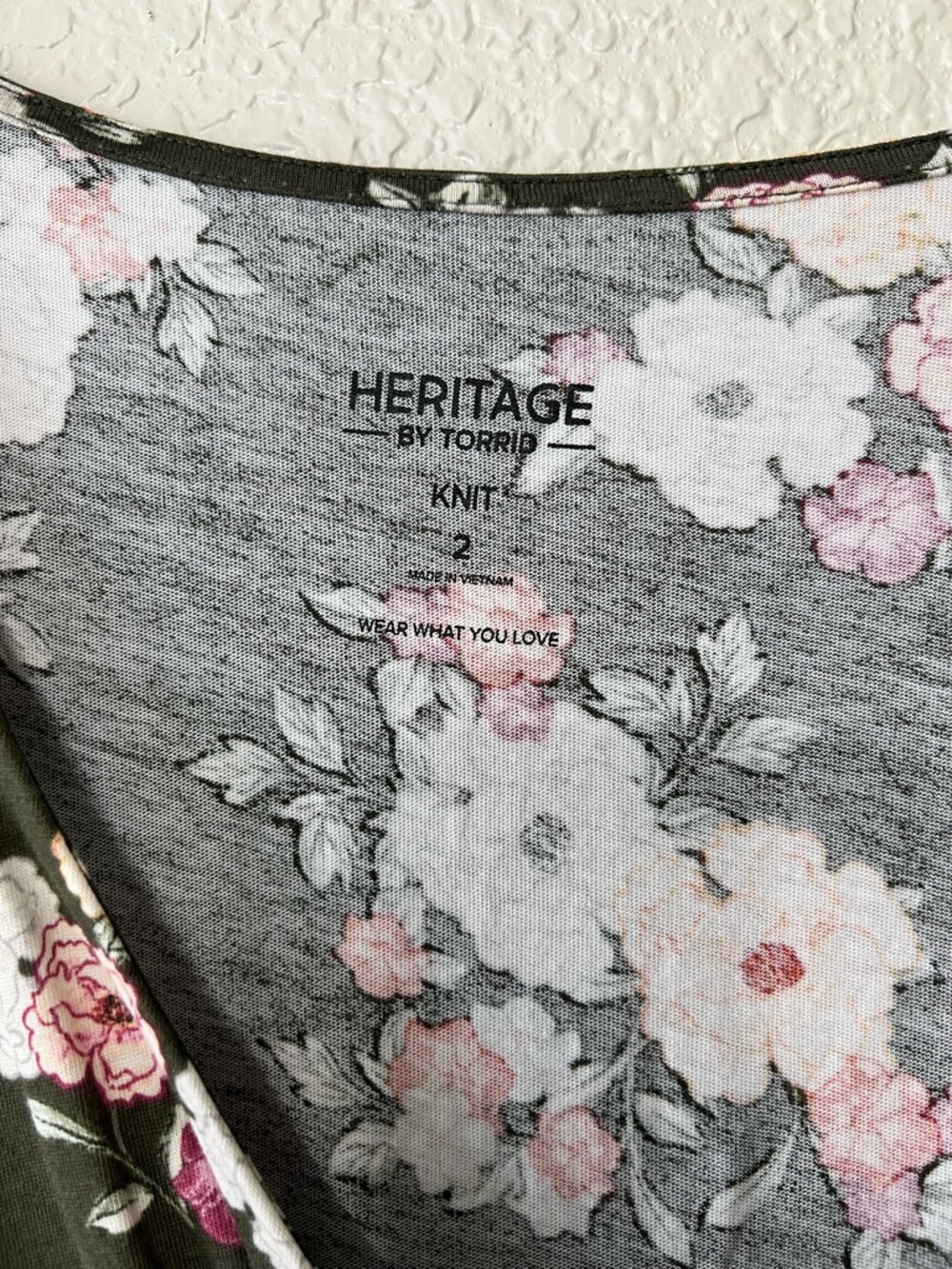 Torrid Size 2X Heritage Knit Tie-front Babydoll Top Short Sleeve Green Floral - Picture 2 of 4
